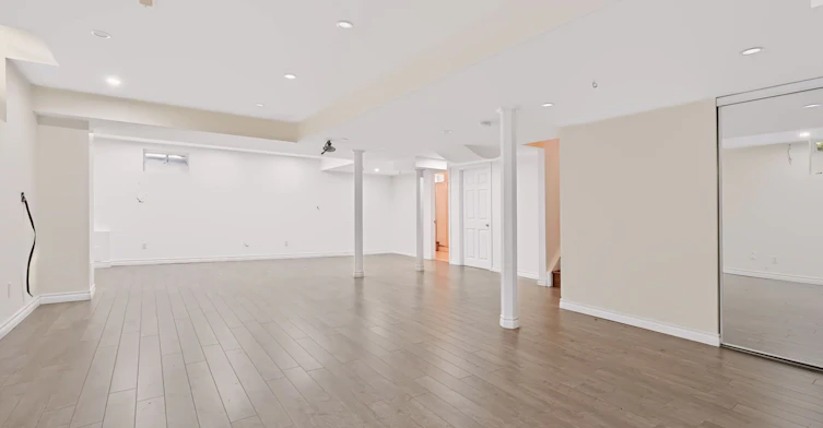 267 Laurentian Avenue, Mississauga, ON, L4Z 2S4 - 39