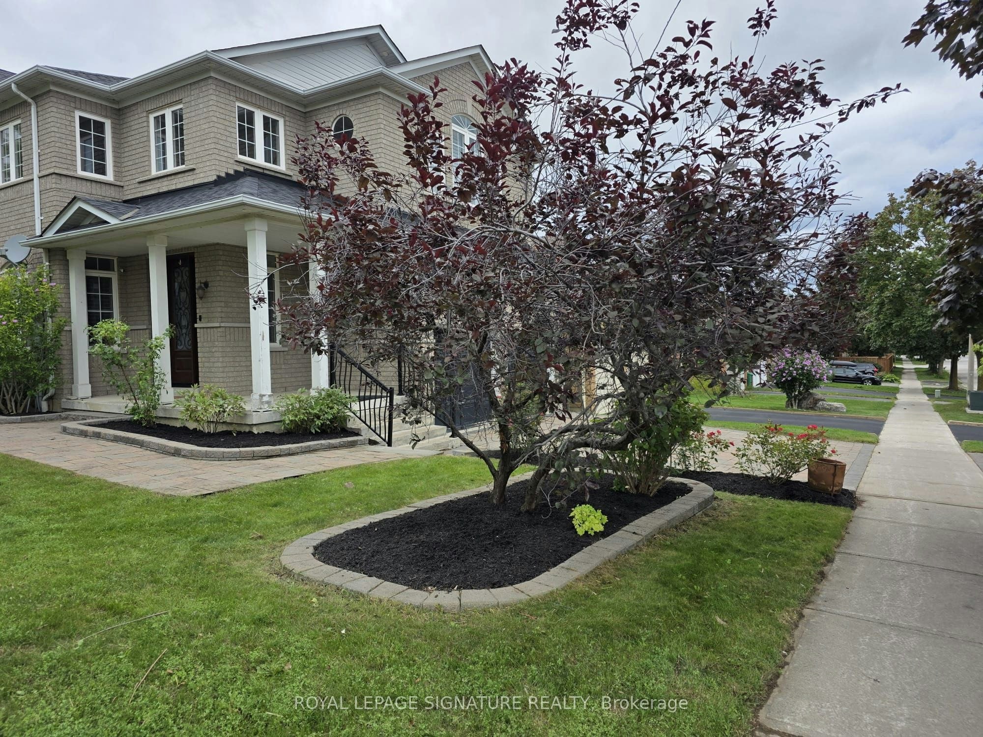 267 Laurentian Avenue, Mississauga, ON, L4Z 2S4