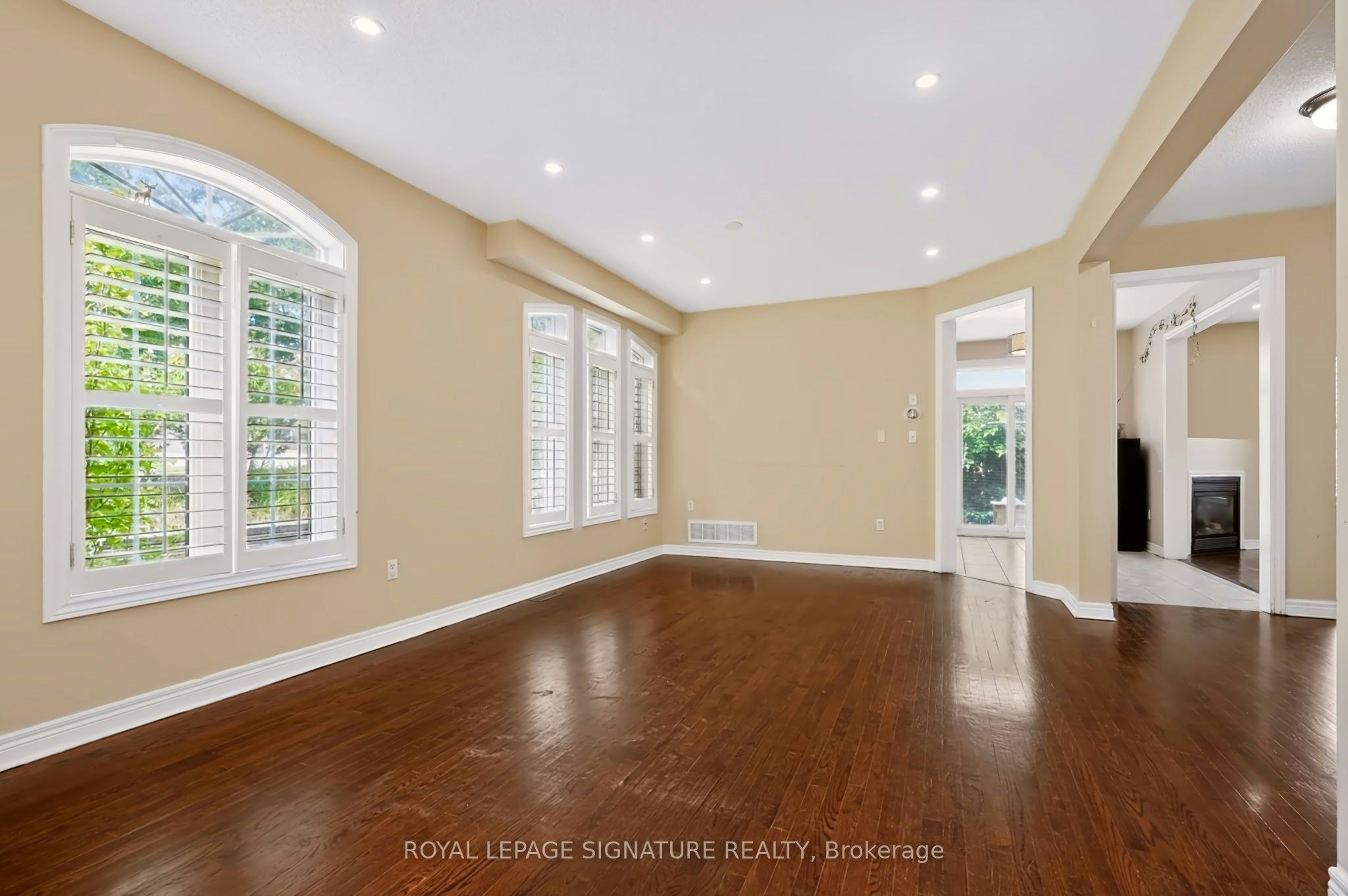 267 Laurentian Avenue, Mississauga, ON, L4Z 2S4 - 5