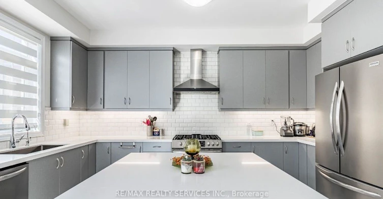17 Overstone Road E, Halton Hills, ON, L7G 0M9 - 11