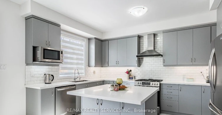 17 Overstone Road E, Halton Hills, ON, L7G 0M9 - 9