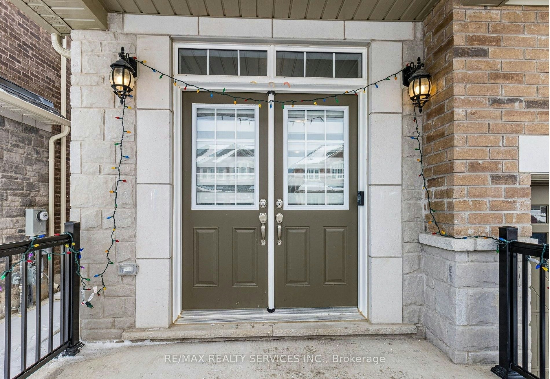 17 Overstone Road E, Halton Hills, ON, L7G 0M9 - 2