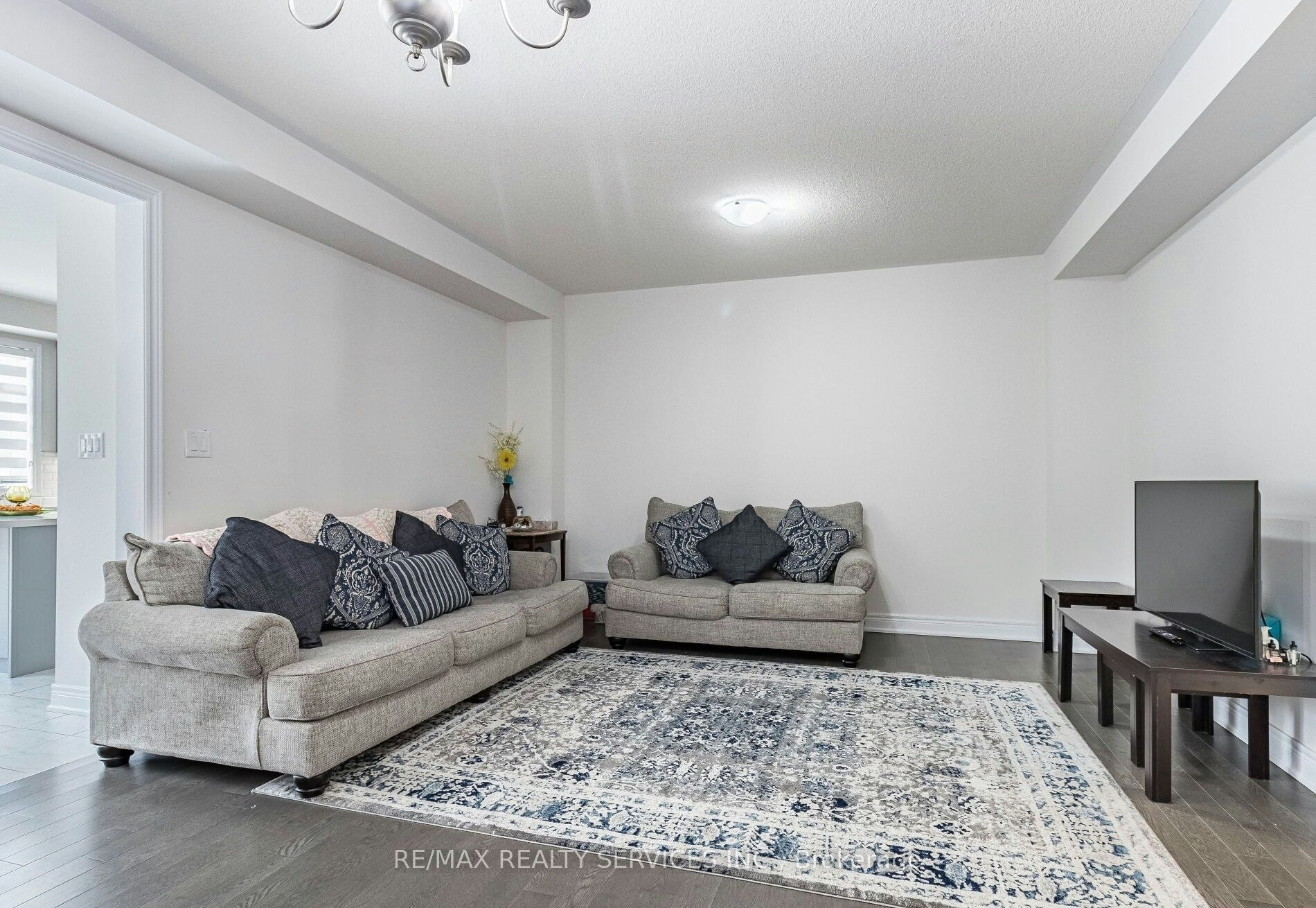 17 Overstone Road E, Halton Hills, ON, L7G 0M9 - 5