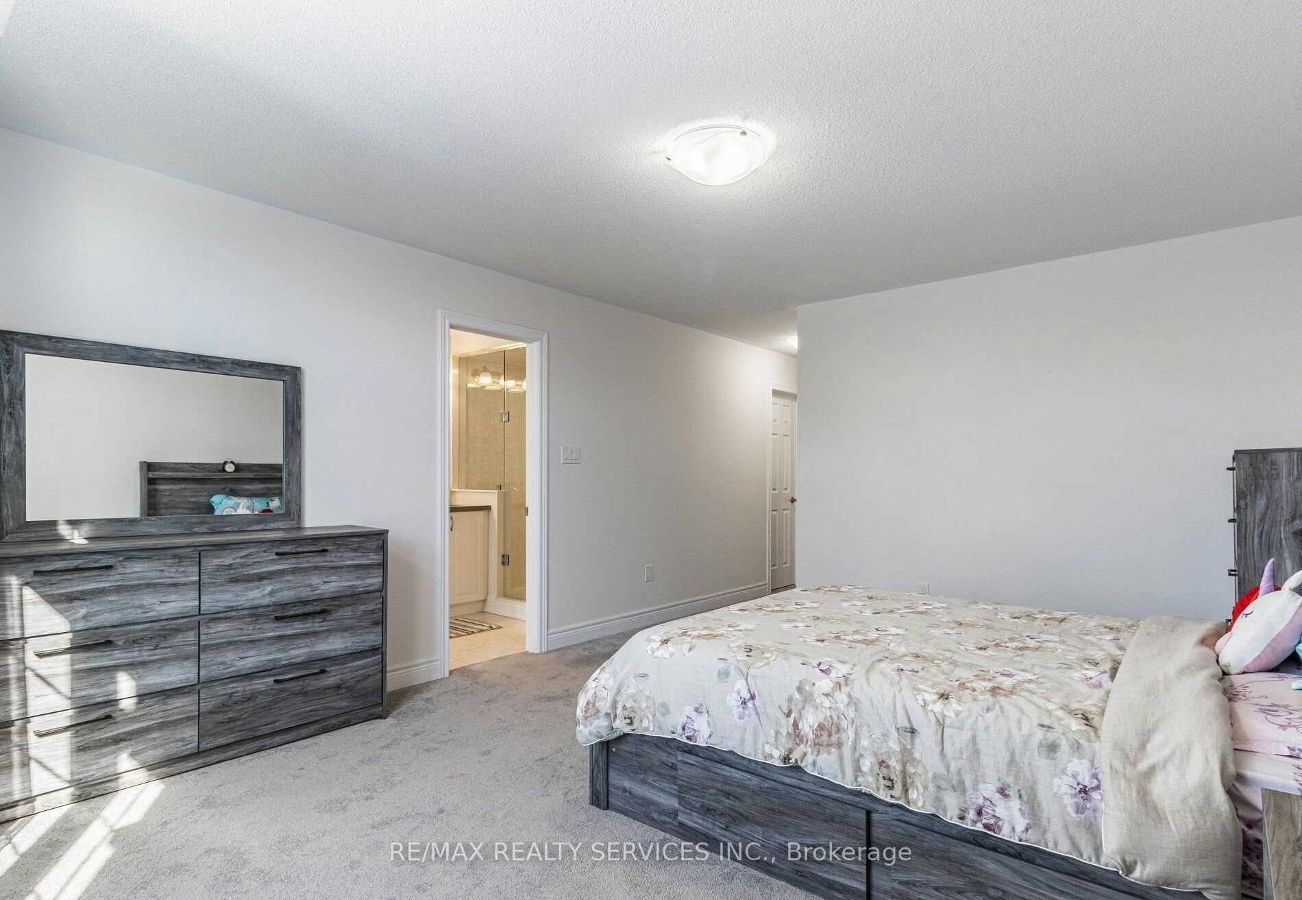 17 Overstone Road E, Halton Hills, ON, L7G 0M9 - 13
