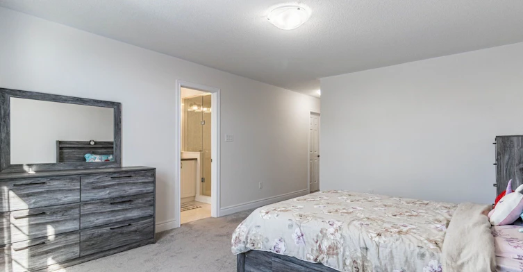17 Overstone Road E, Halton Hills, ON, L7G 0M9 - 13
