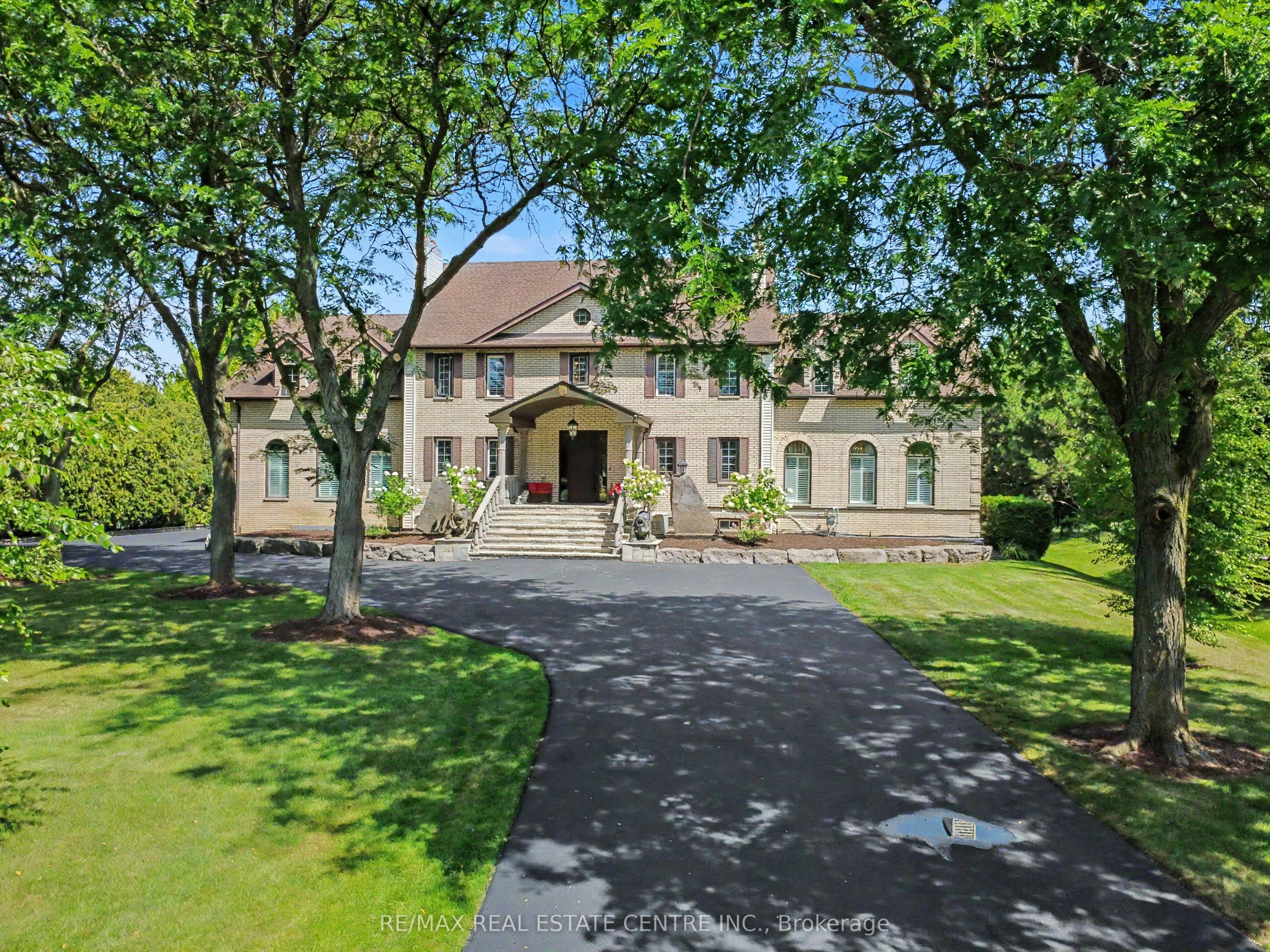 71 Mae Court, Milton, ON, L0P 1B0