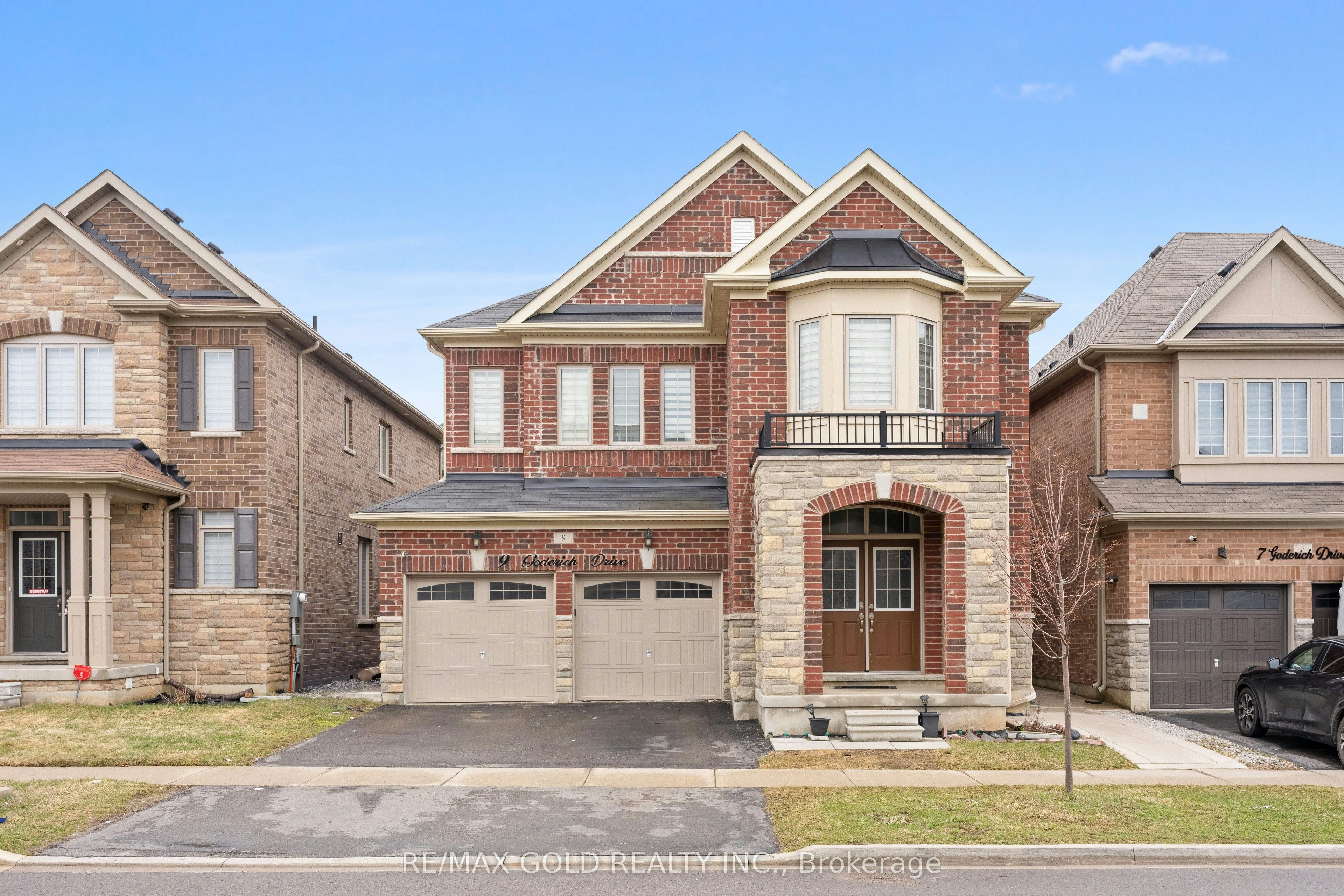 9 Goderich Drive, Brampton, ON, L7A 5A7