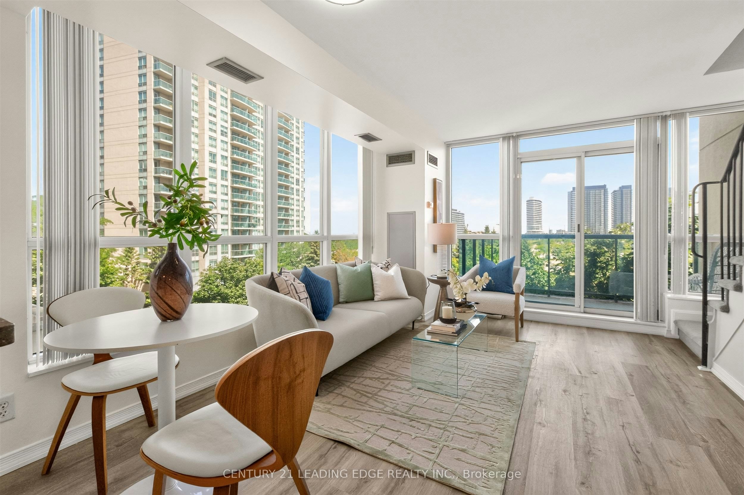 403-2585 Erin Centre Boulevard, Mississauga, ON, L5M 6Z7