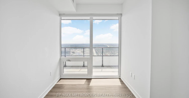 448 Burnhamthorpe Rd W 5611 N/A, Mississauga, ON, L5B 0R4 - 18