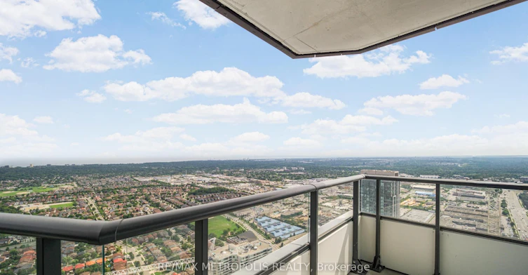 448 Burnhamthorpe Rd W 5611 N/A, Mississauga, ON, L5B 0R4 - 7