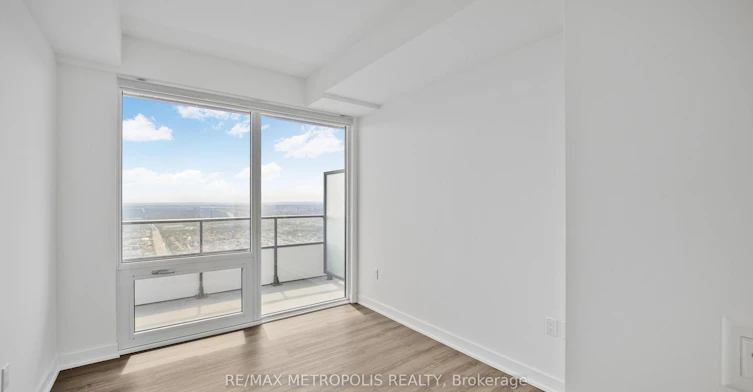 448 Burnhamthorpe Rd W 5611 N/A, Mississauga, ON, L5B 0R4 - 13