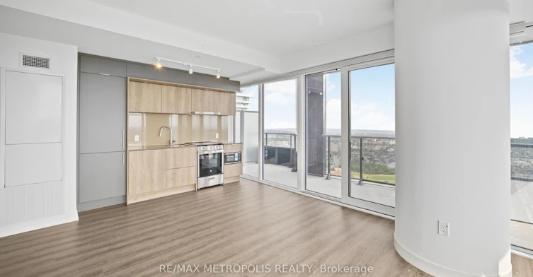 448 Burnhamthorpe Rd W 5611 N/A, Mississauga, ON, L5B 0R4 - 8