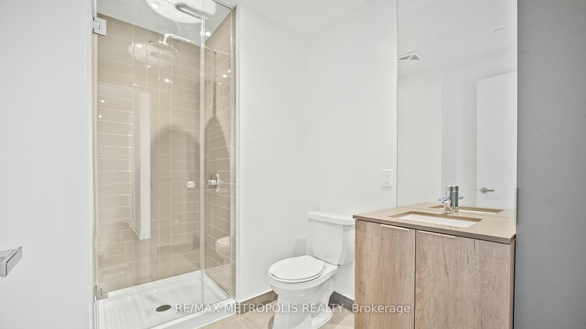 448 Burnhamthorpe Rd W 5611 N/A, Mississauga, ON, L5B 0R4 - 16