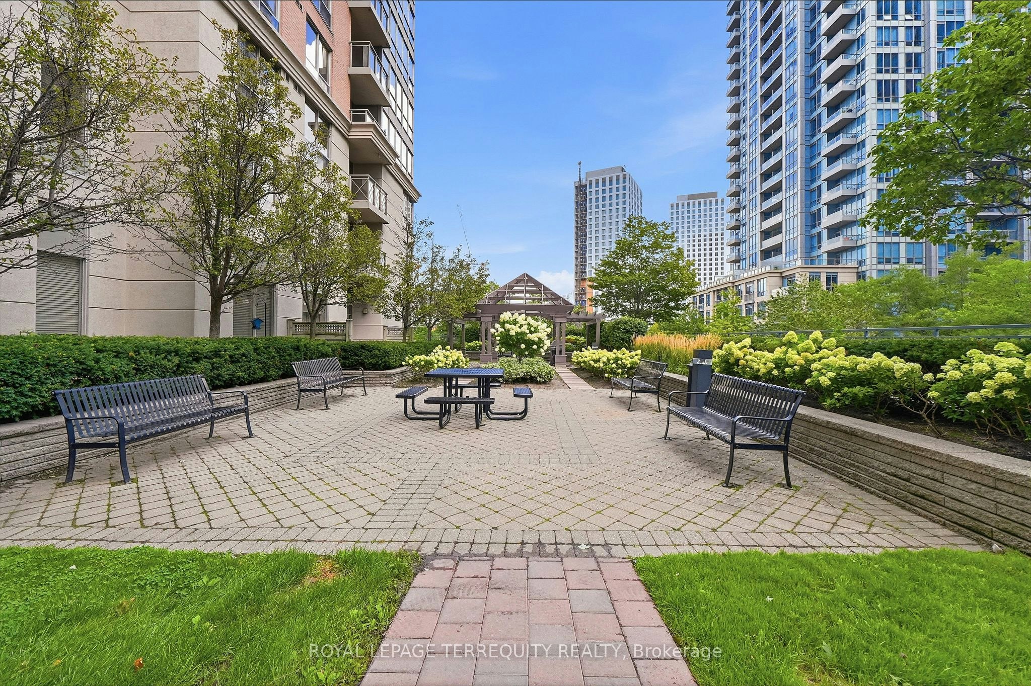 405-5229 Dundas Street W, Toronto, ON, M9B 6L9 - 31