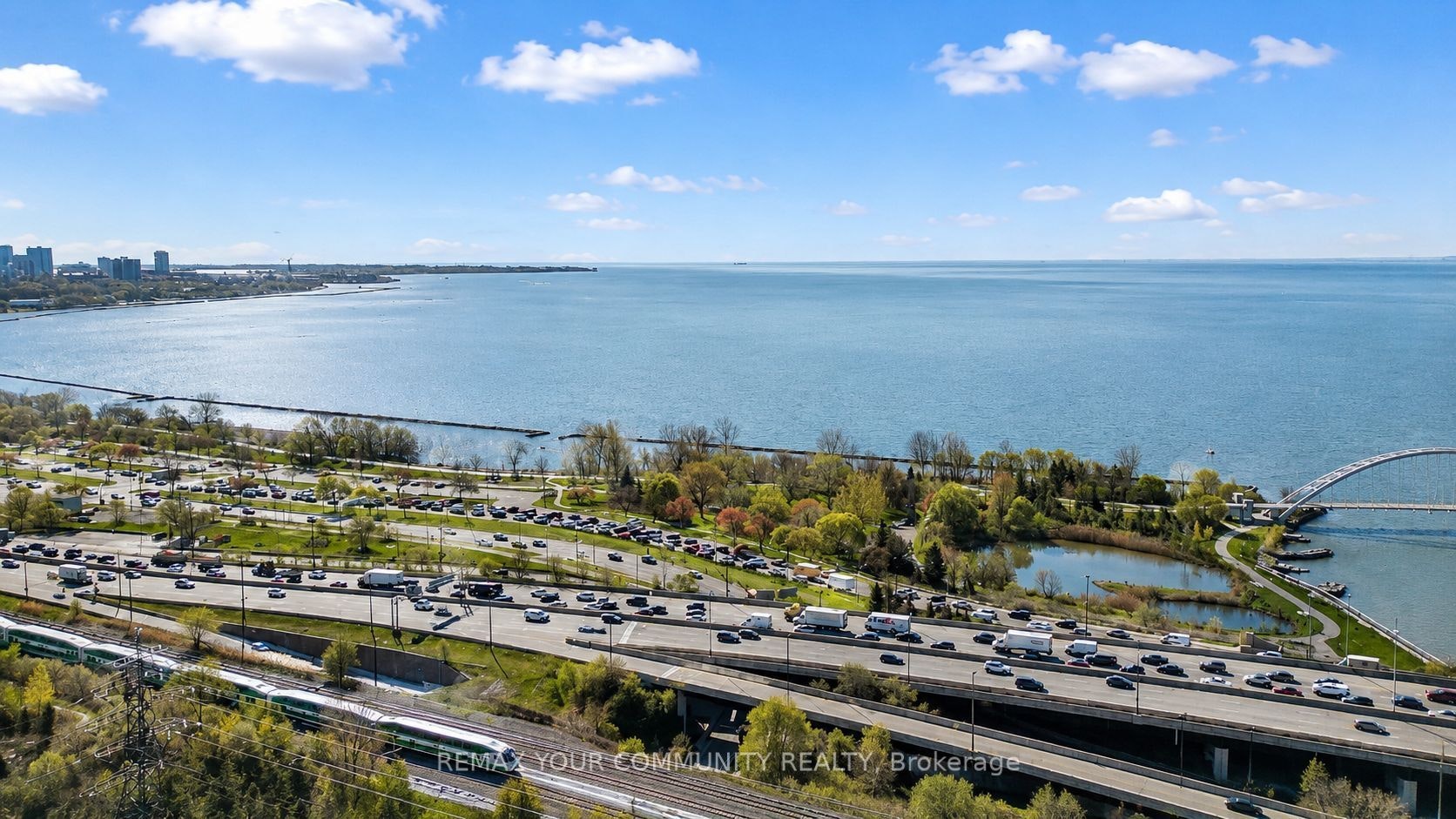 39 South Kingsway N/A, Toronto, ON, M6S 3T2 - 14