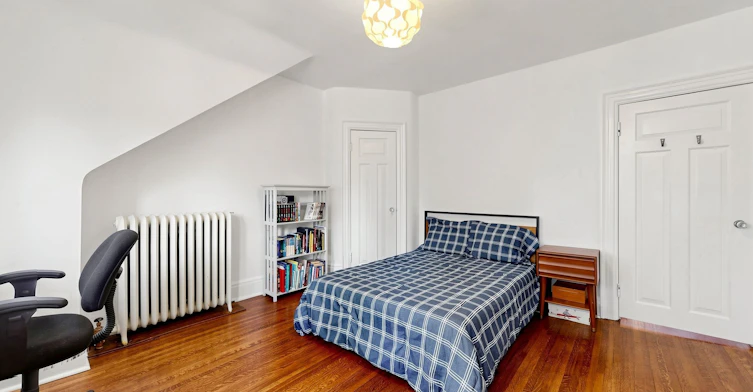 24 Glenholme Avenue, Toronto, ON, M6H 3A9 - 32