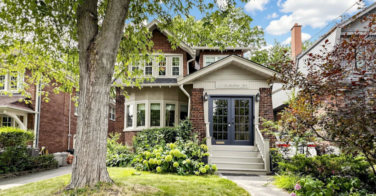 24 Glenholme Avenue, Toronto, ON, M6H 3A9
