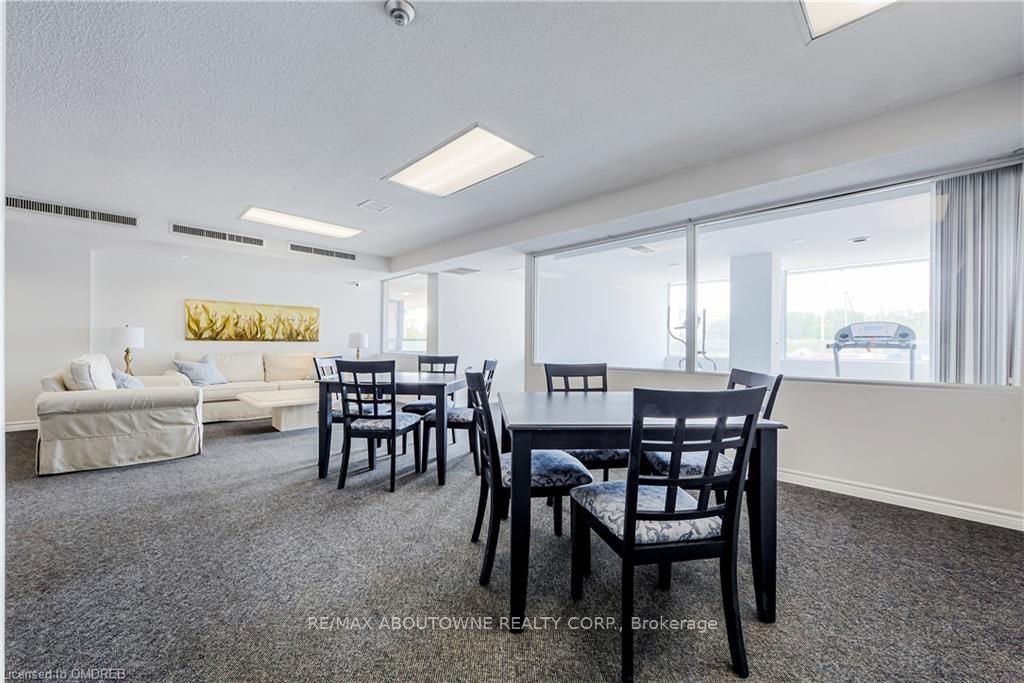 305-100 Bronte Road, Oakville, ON, L6L 6L5 - 20