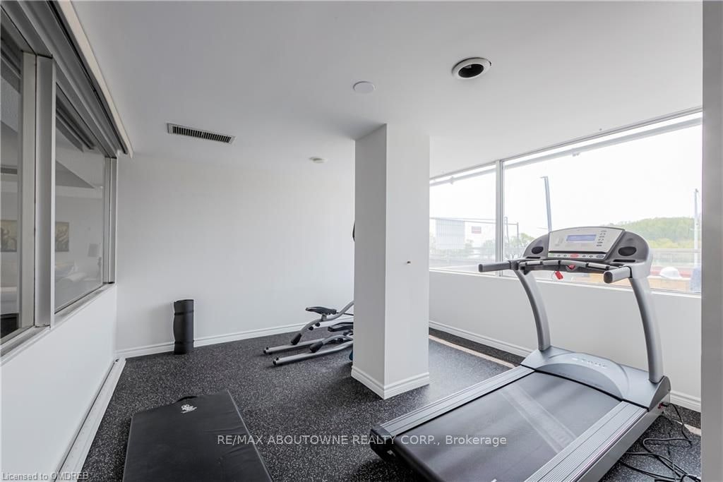 305-100 Bronte Road, Oakville, ON, L6L 6L5 - 18