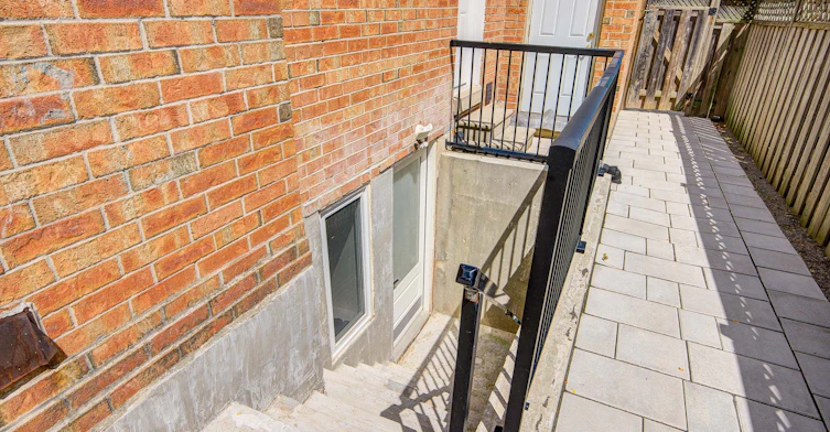 Lower-1108 Notley Crescent, Oakville, ON, L6M 1H4 - 7