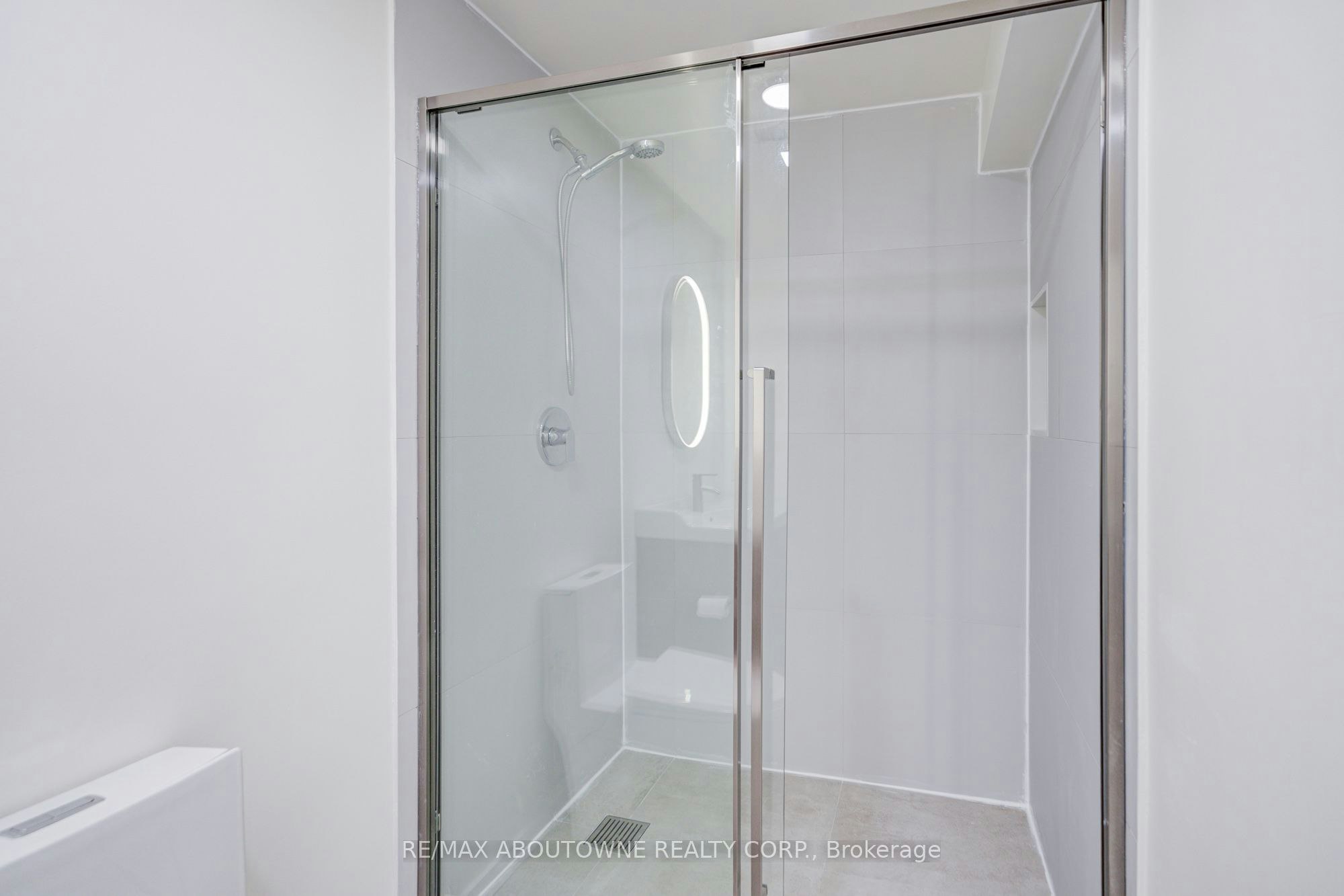 Lower-1108 Notley Crescent, Oakville, ON, L6M 1H4 - 32