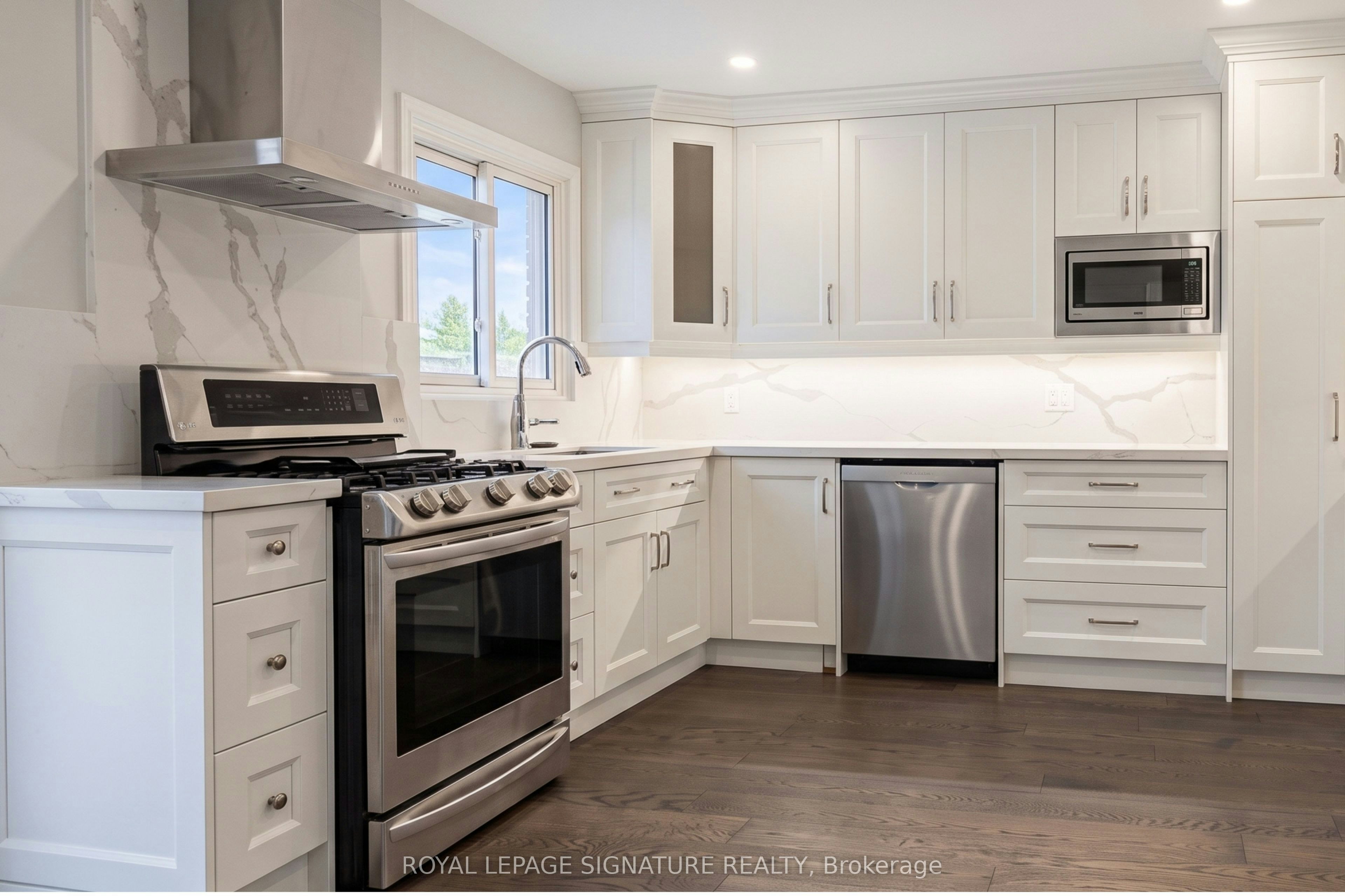 352 Assiniboine Trail, Mississauga, ON, L5R 2Y3 - 3