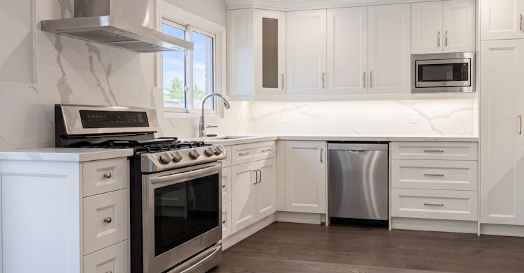 352 Assiniboine Trail, Mississauga, ON, L5R 2Y3 - 3