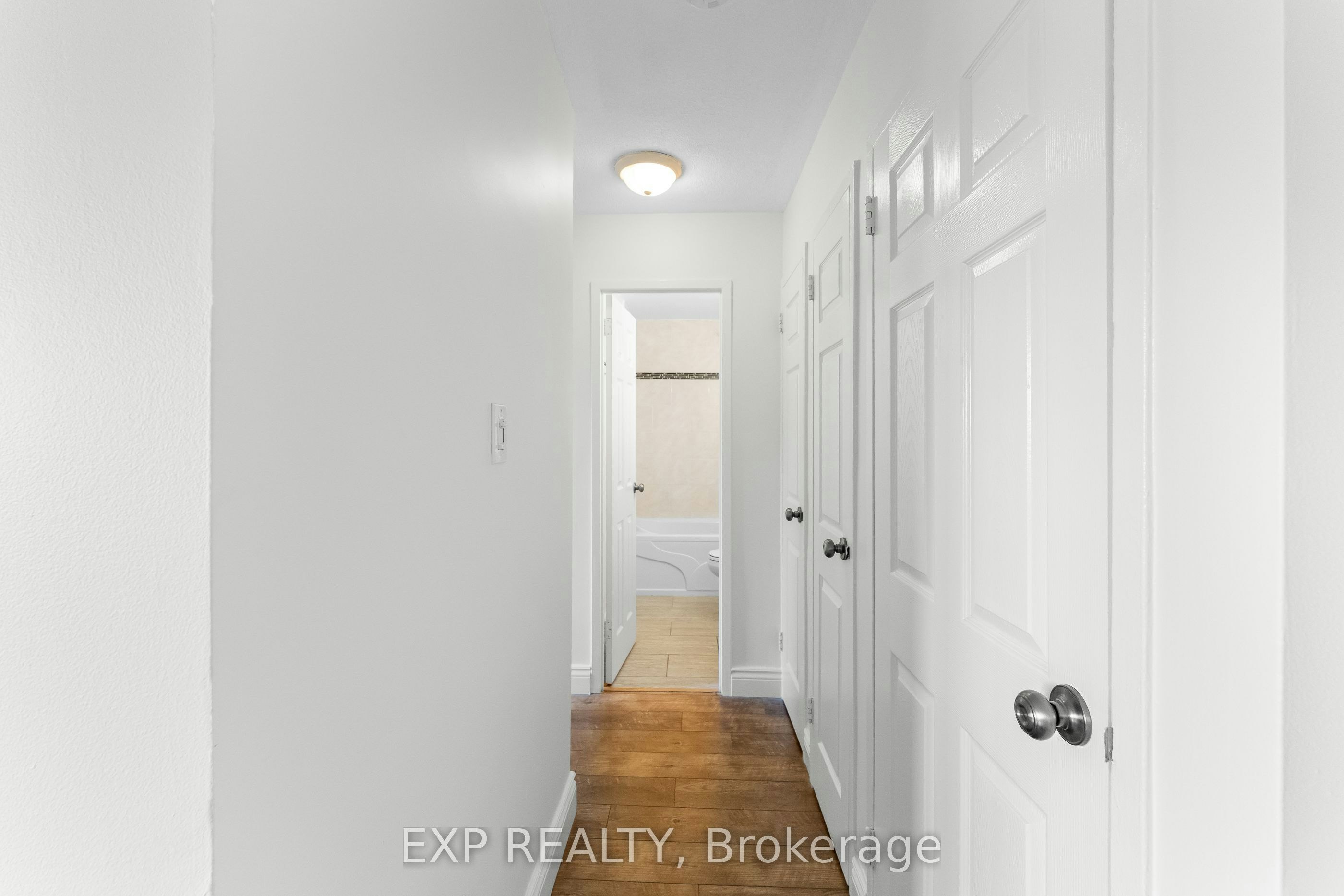 403-2485 Woking Crescent, Mississauga, ON, L5K 1Z6 - 19