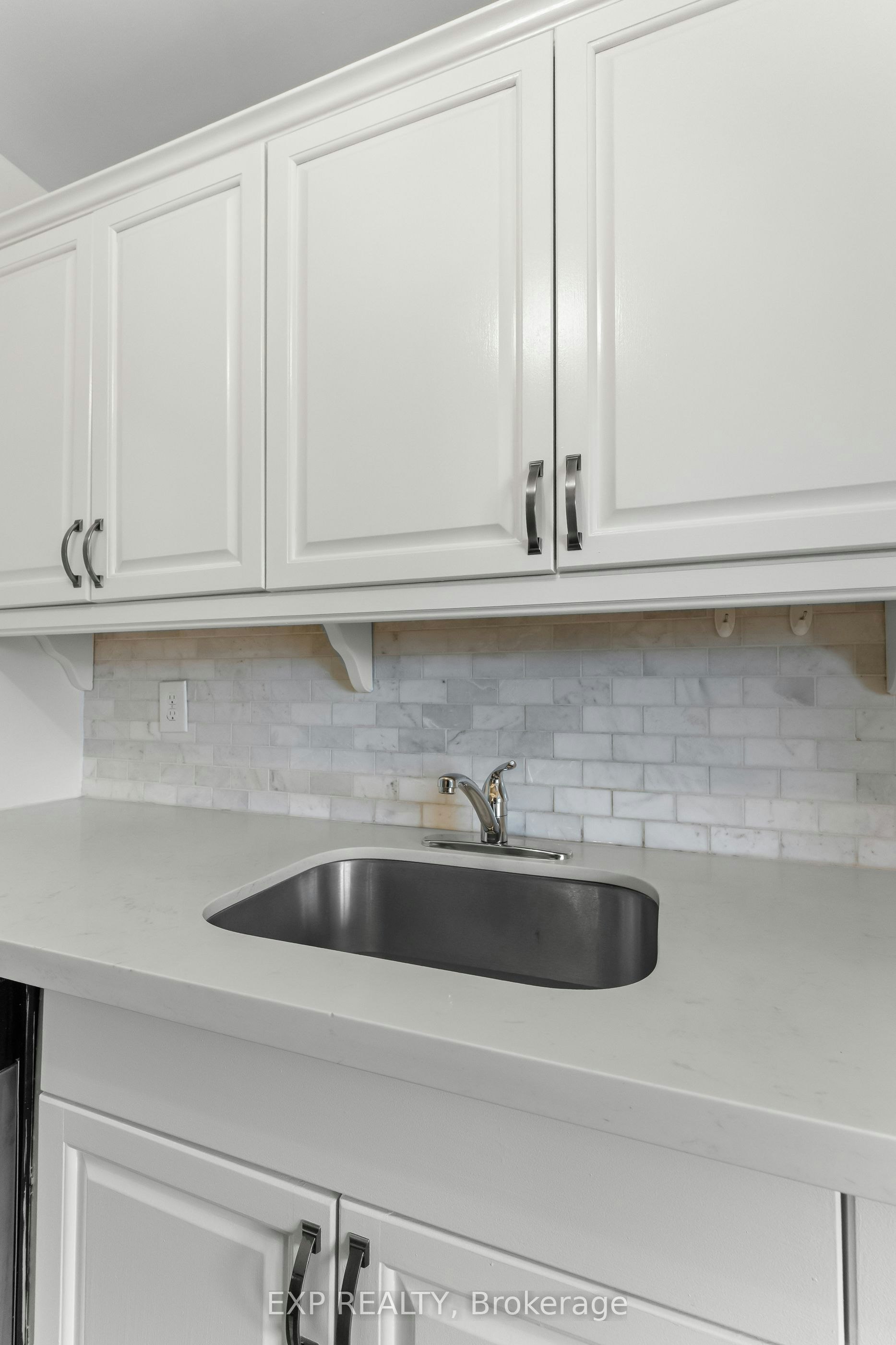 403-2485 Woking Crescent, Mississauga, ON, L5K 1Z6 - 12