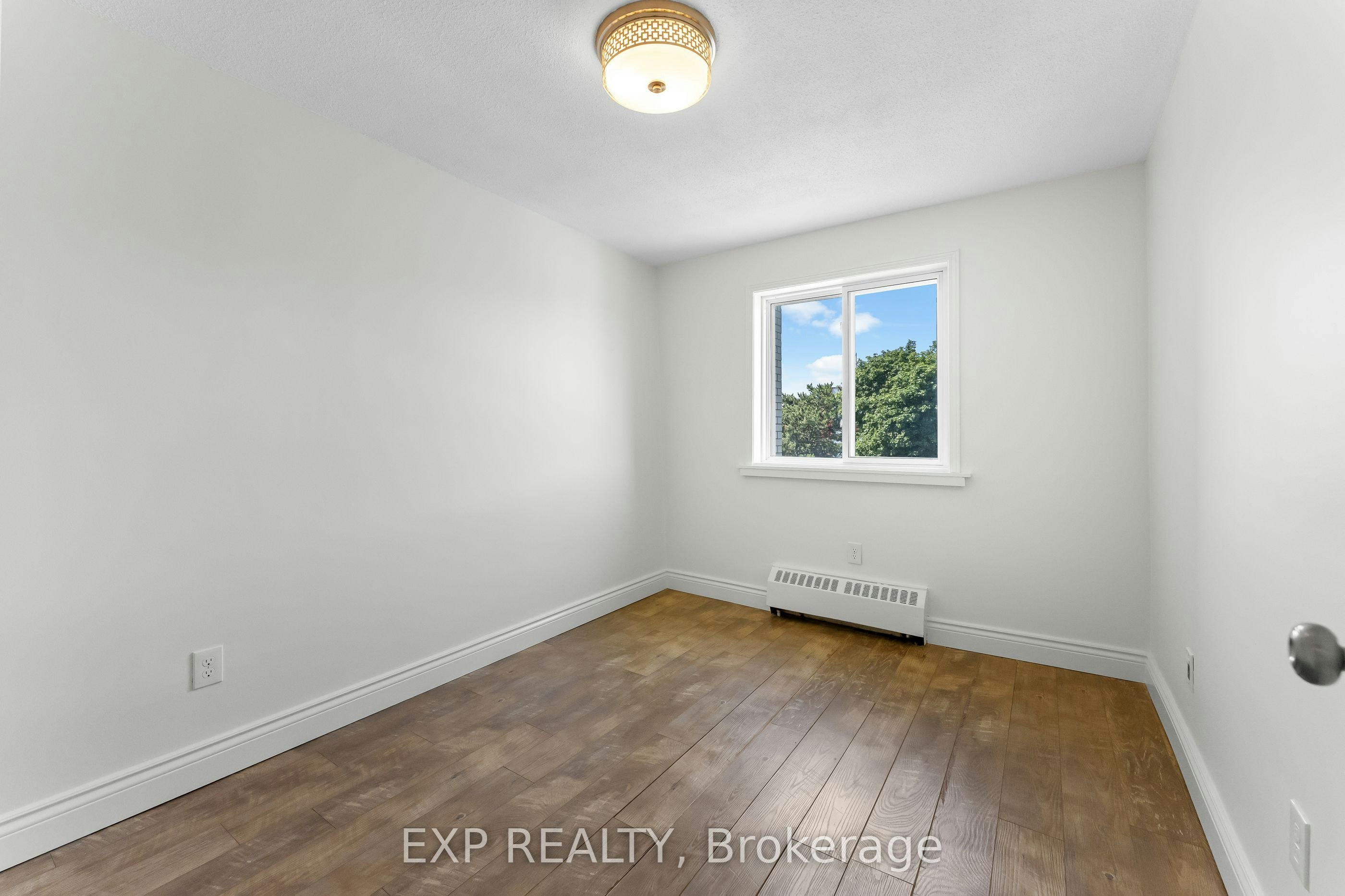 403-2485 Woking Crescent, Mississauga, ON, L5K 1Z6 - 21