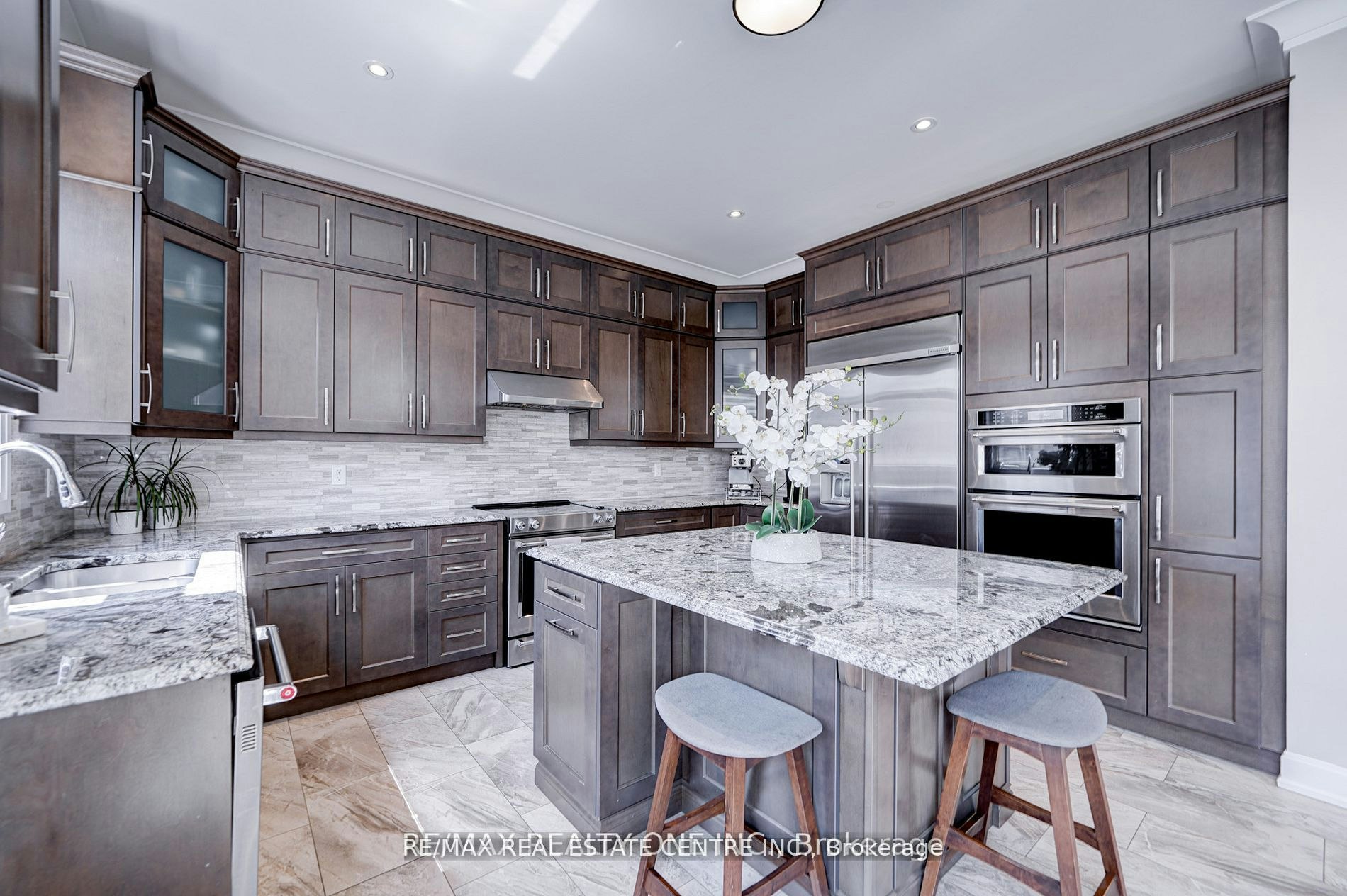 438 North Park Boulevard, Oakville, ON, L6M 1N3 - 12