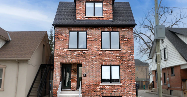 #3-5 Mill Street N, Brampton, ON, L6X 1S5