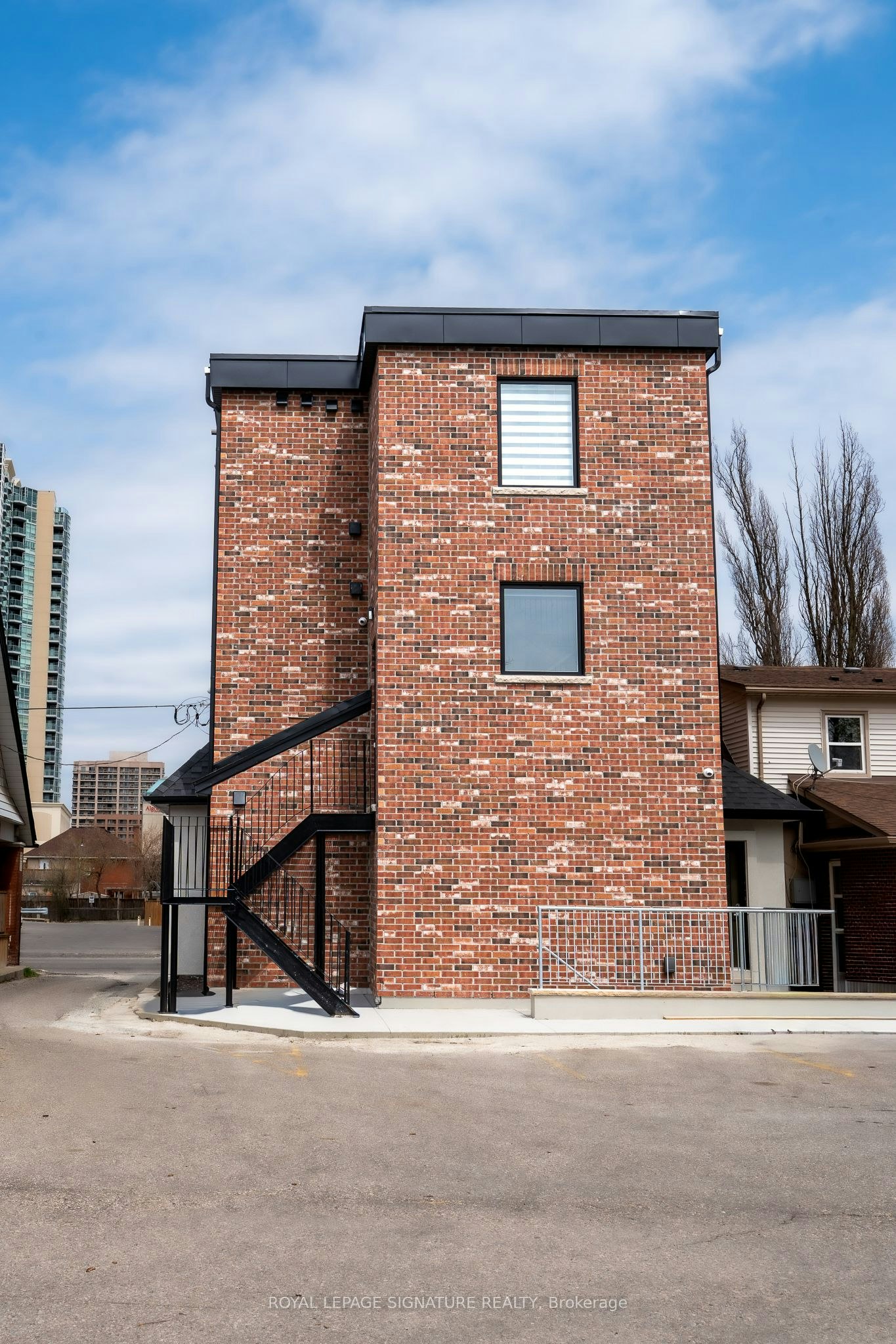 #3-5 Mill Street N, Brampton, ON, L6X 1S5 - 2
