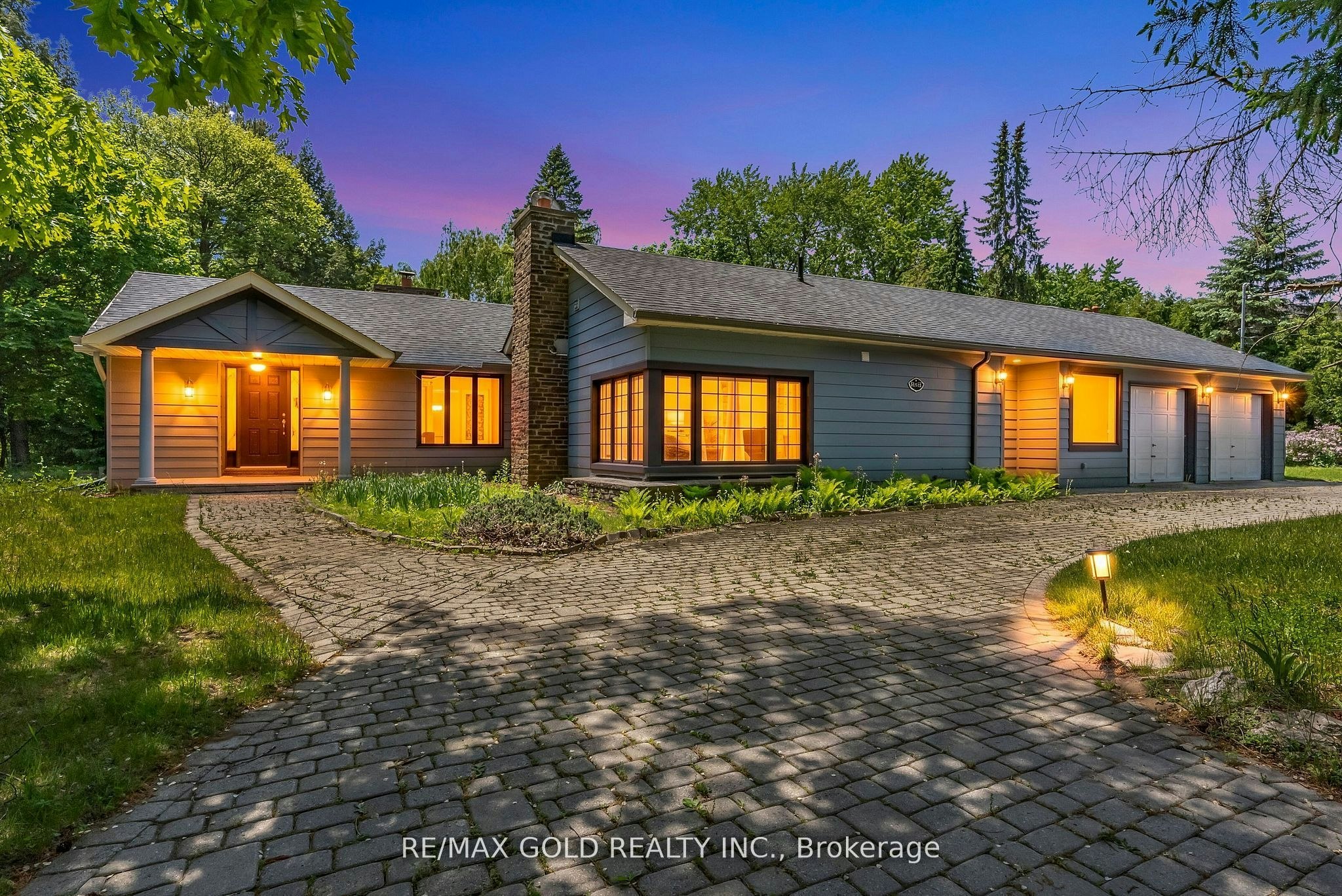 1356 Oak Lane, Mississauga, ON, L5H 2X7