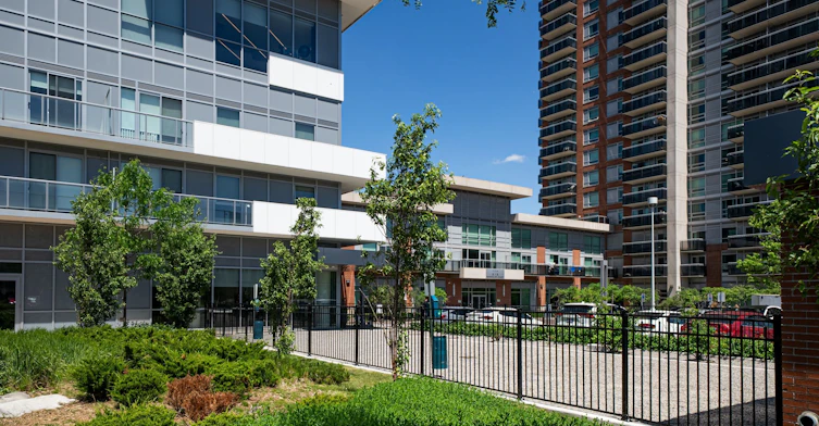 1602-215 Queen Street E, Brampton, ON, L6W 0A9 - 2