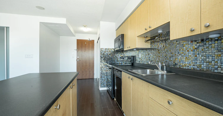 1602-215 Queen Street E, Brampton, ON, L6W 0A9 - 5