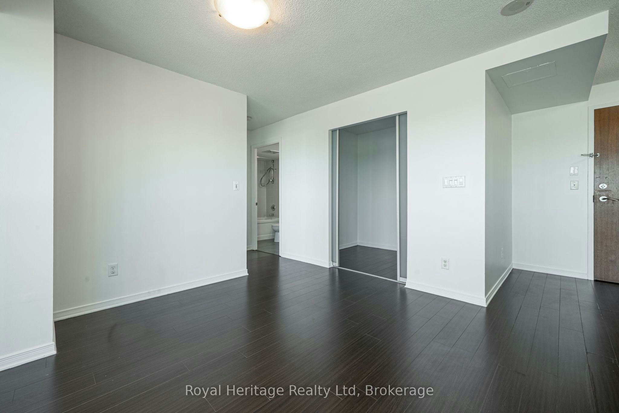 1602-215 Queen Street E, Brampton, ON, L6W 0A9 - 8