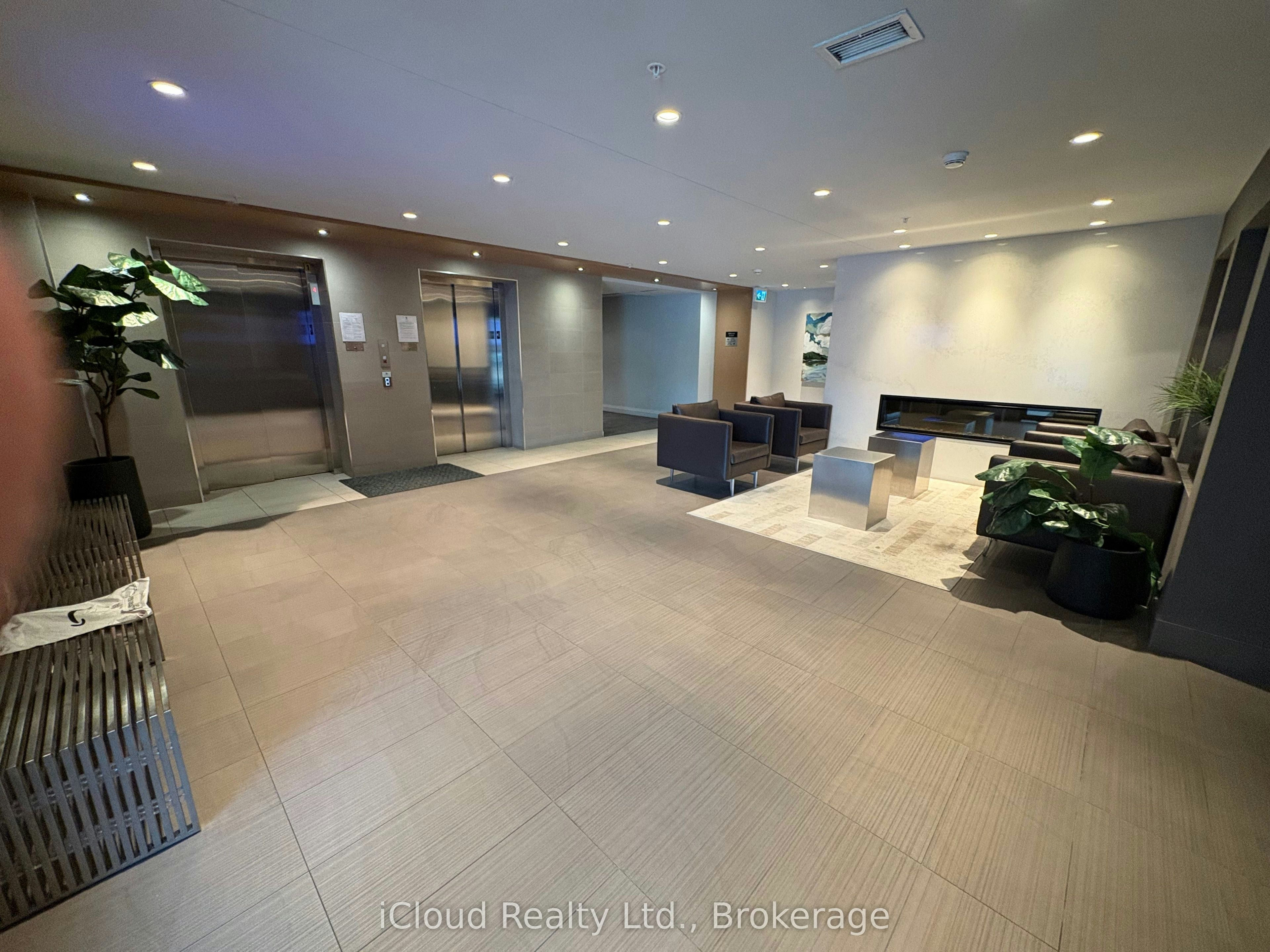 625-1105 Leger Way, Milton, ON, L9E 1K7 - 2