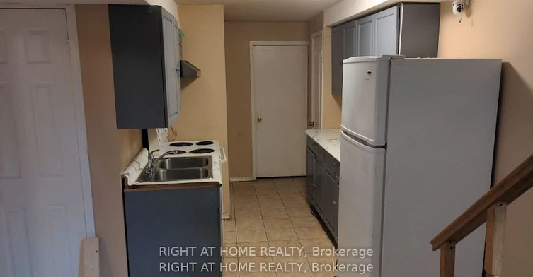 Bsmt-3470 Crimson King Circle, Mississauga, ON, L5N 8M9 - 13