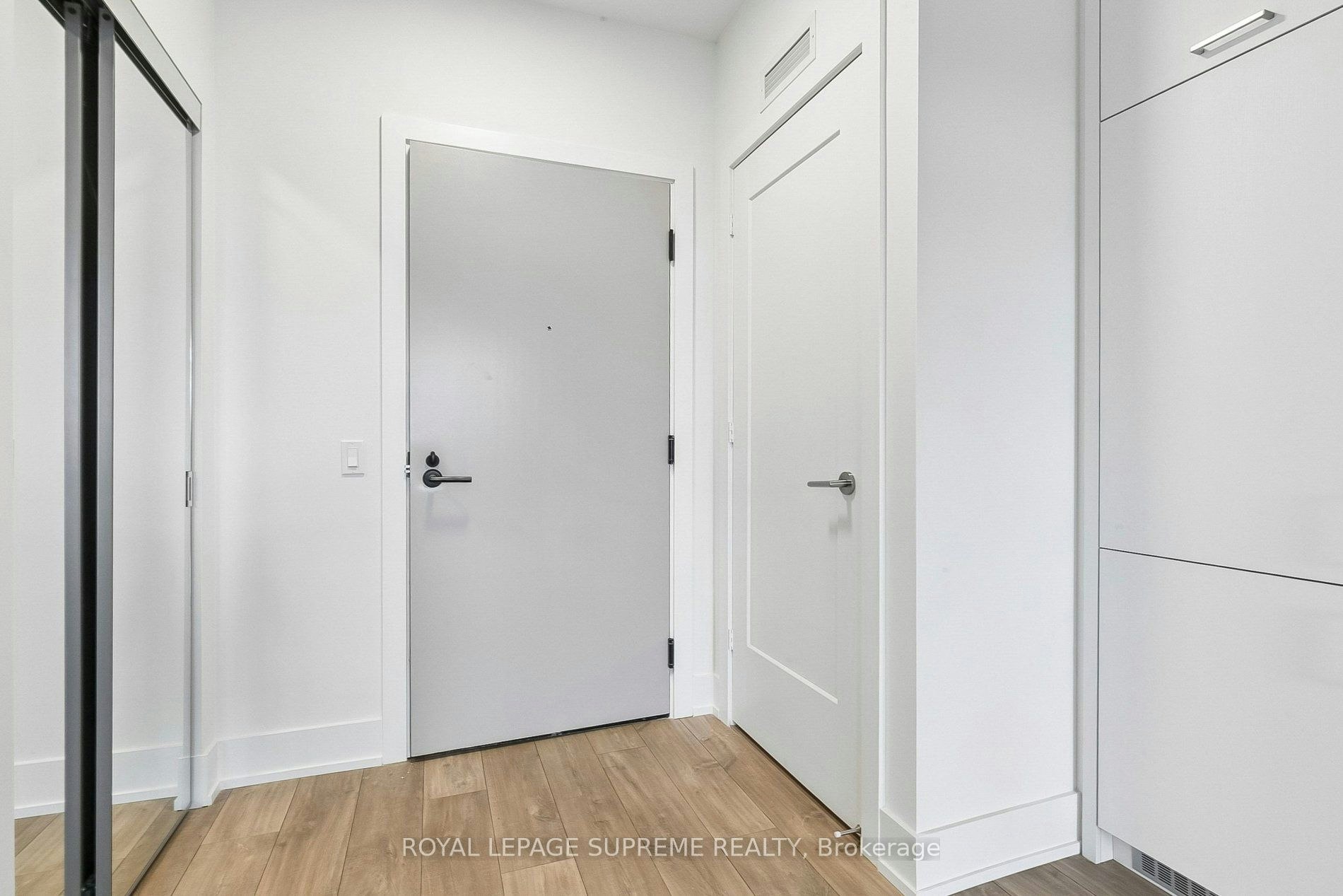 420-858 Dupont Street, Toronto, ON, M6G 0C1 - 17