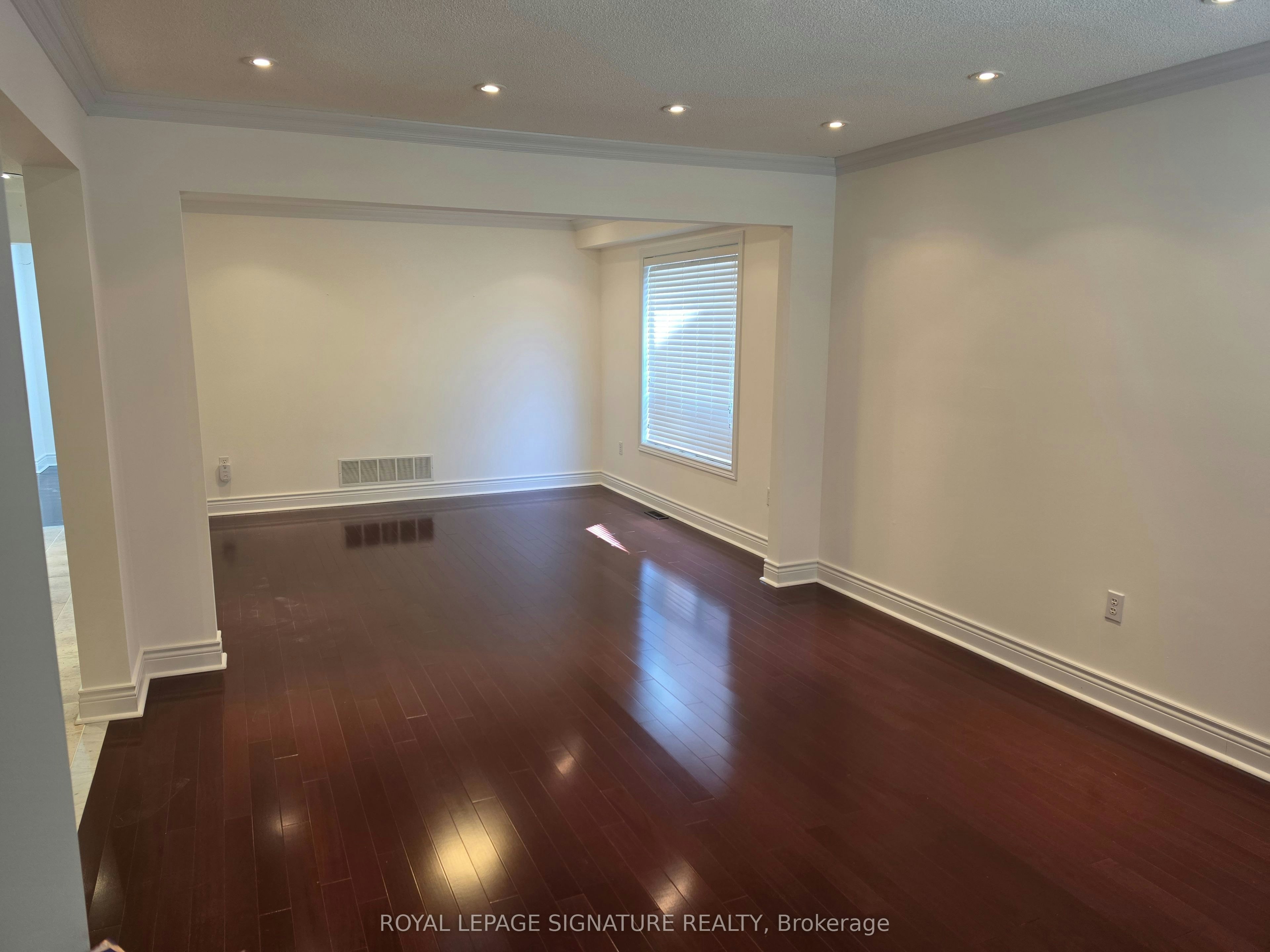 794 White Clover Way, Mississauga, ON, L5V 3B8 - 3