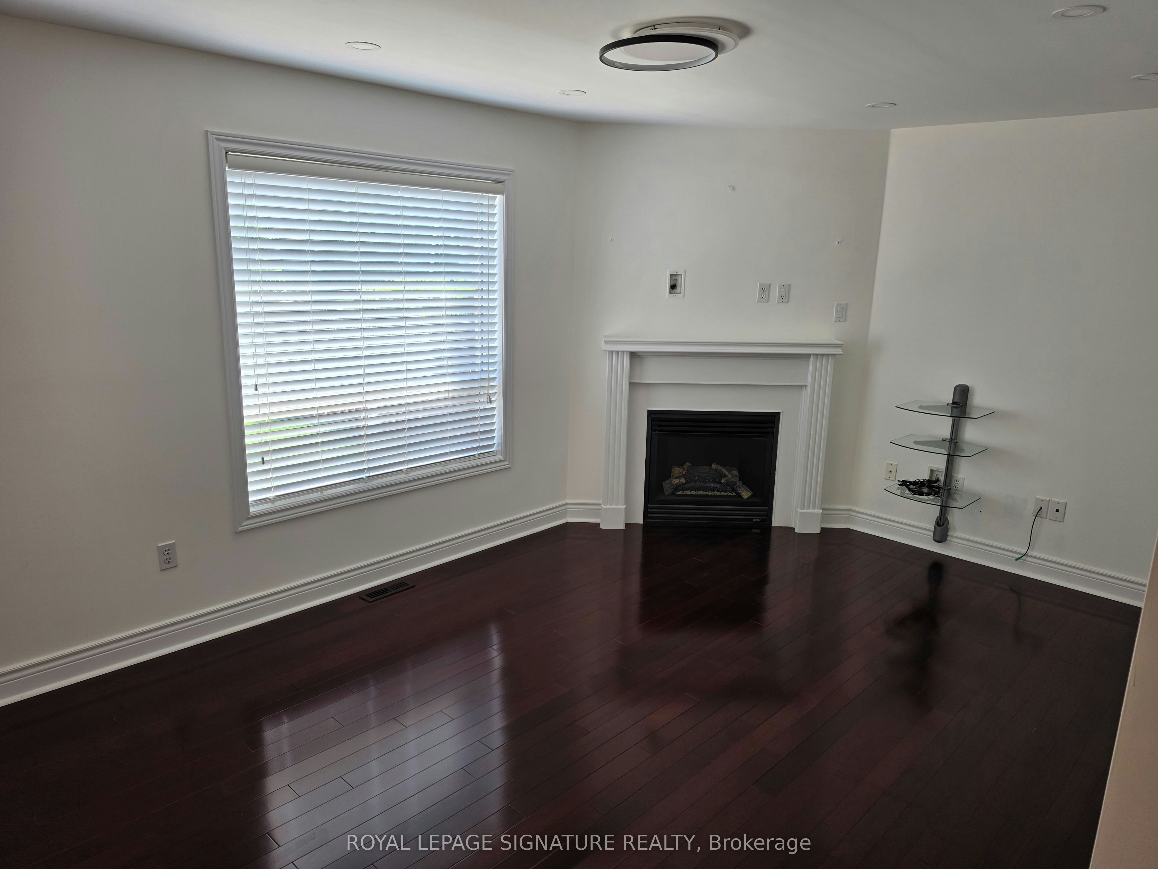 794 White Clover Way, Mississauga, ON, L5V 3B8 - 4