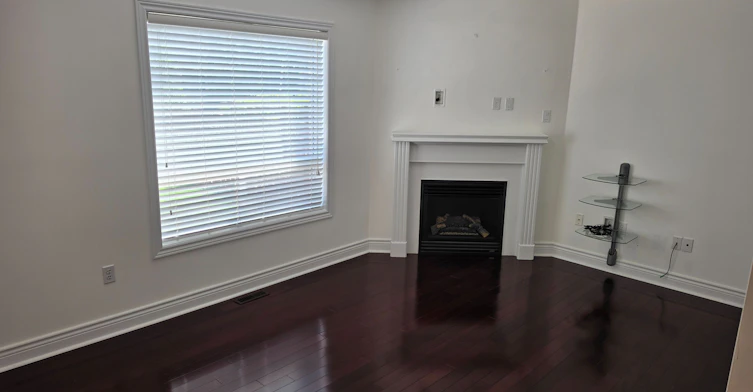 794 White Clover Way, Mississauga, ON, L5V 3B8 - 4