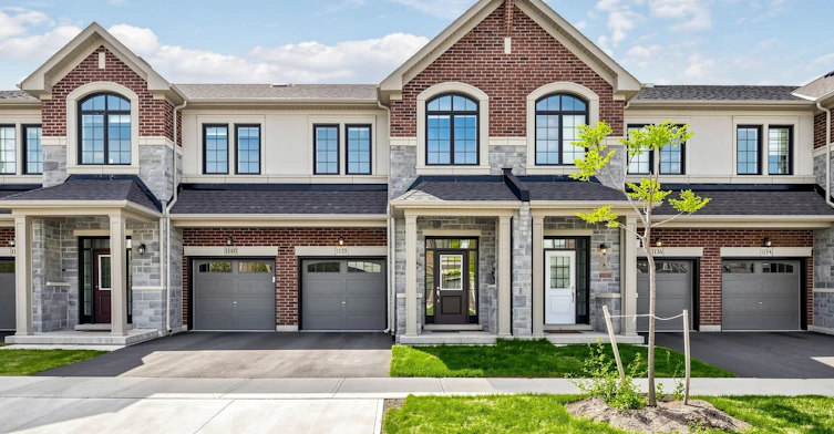 1138 Tanbark Avenue, Oakville, ON, L6H 8C4