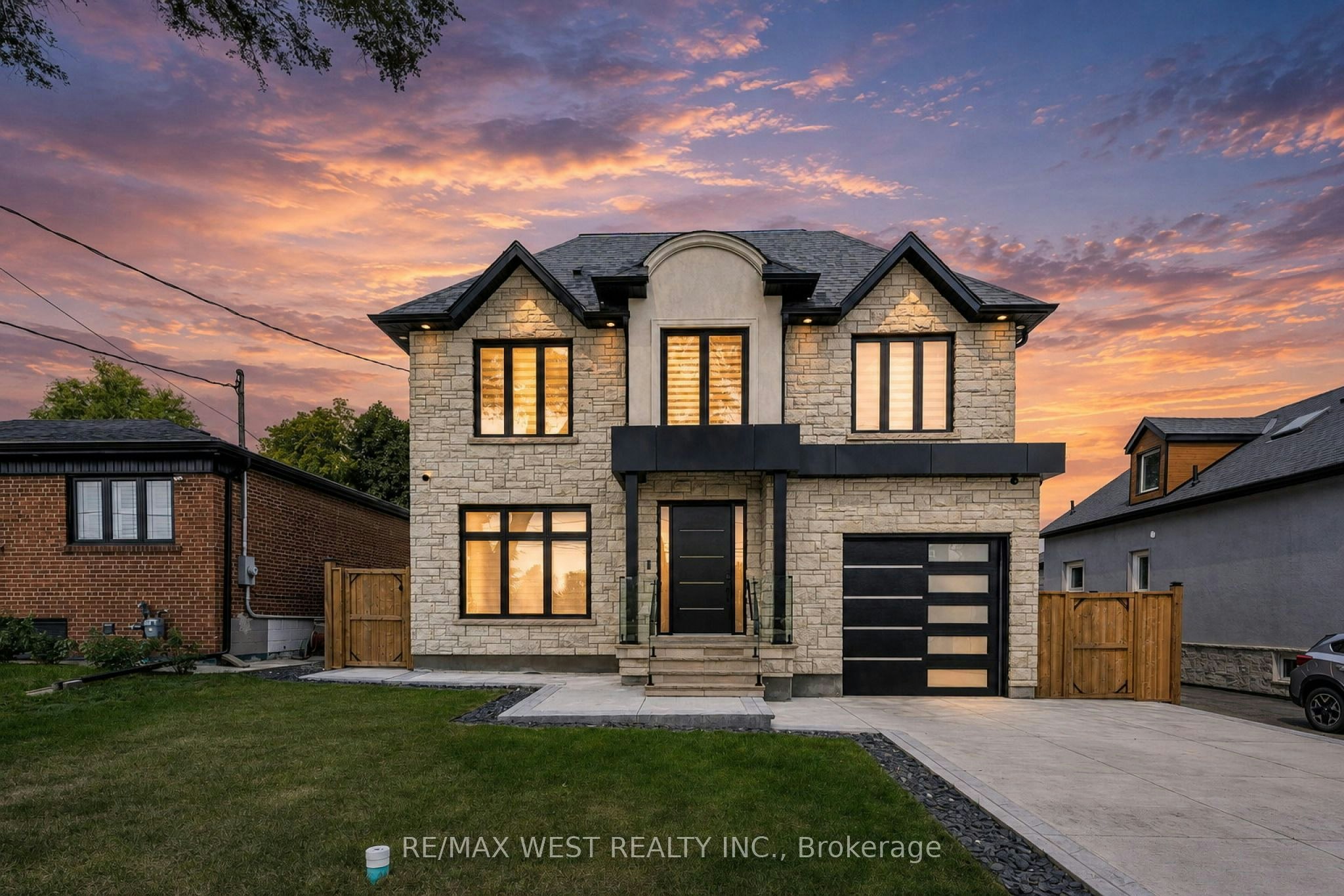 46 Golfdown Drive, Toronto, ON, M9W 2H7