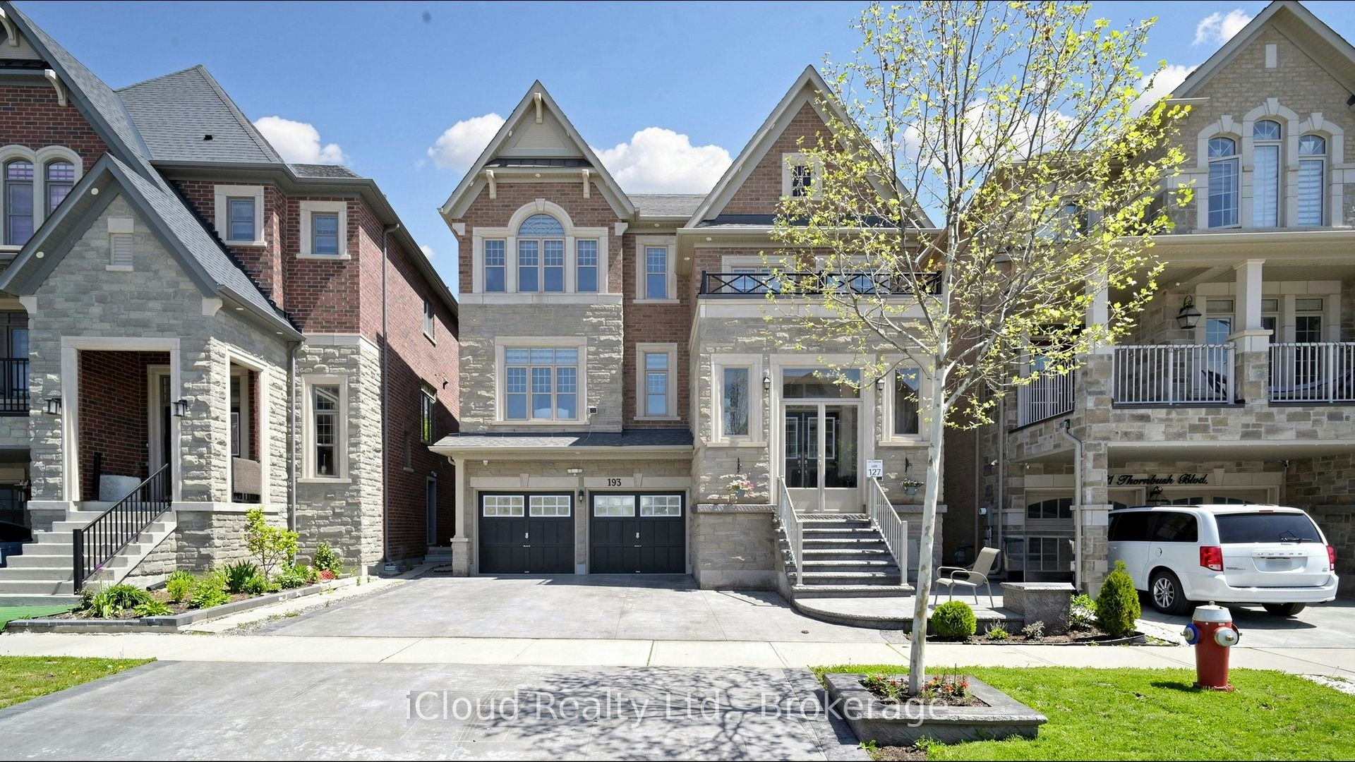 193 Thornbush Boulevard E, Brampton, ON, L7A 4R7
