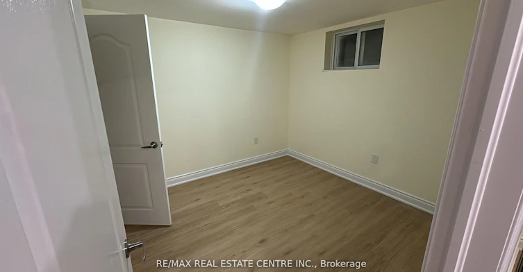 31 Haslemere Avenue, Brampton, ON, L6W 2X3 - 6