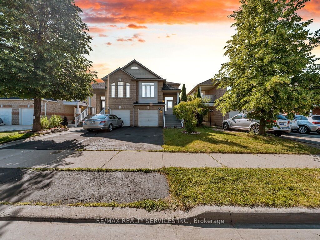 101 River Rock Crescent, Brampton, ON, L7A 2W4