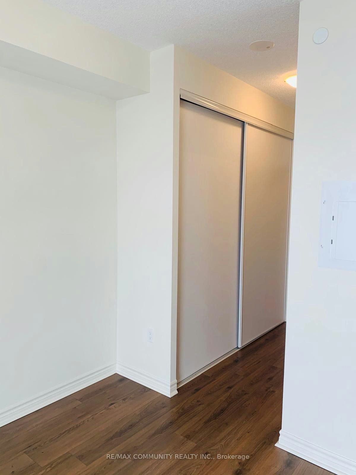 1806-349 Rathburn Road, Mississauga, ON, L5B 0G9 - 2