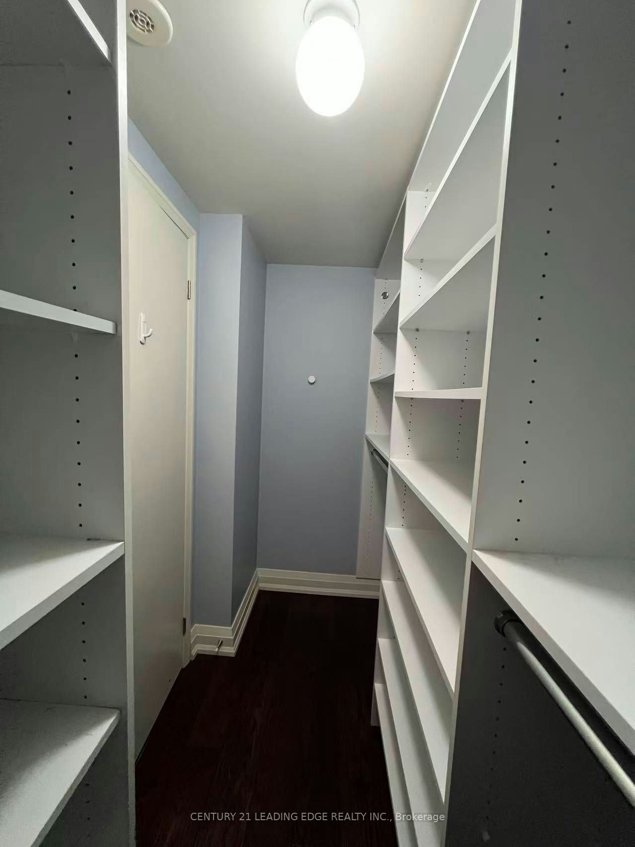 Th4-15 Valhalla Inn Road, Toronto, ON, M9B 0B3 - 14